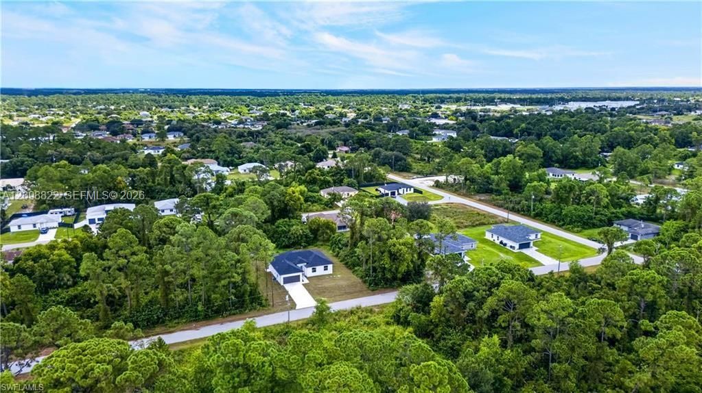 For Sale: $318,500 (4 beds, 2 baths, 1650 Square Feet)