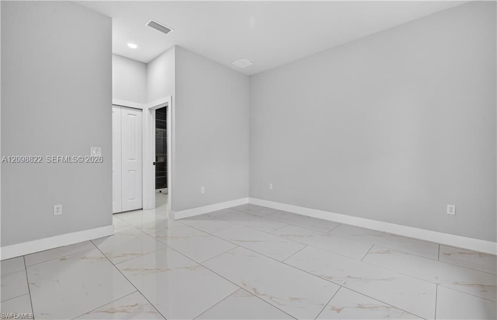 For Sale: $318,500 (4 beds, 2 baths, 1650 Square Feet)