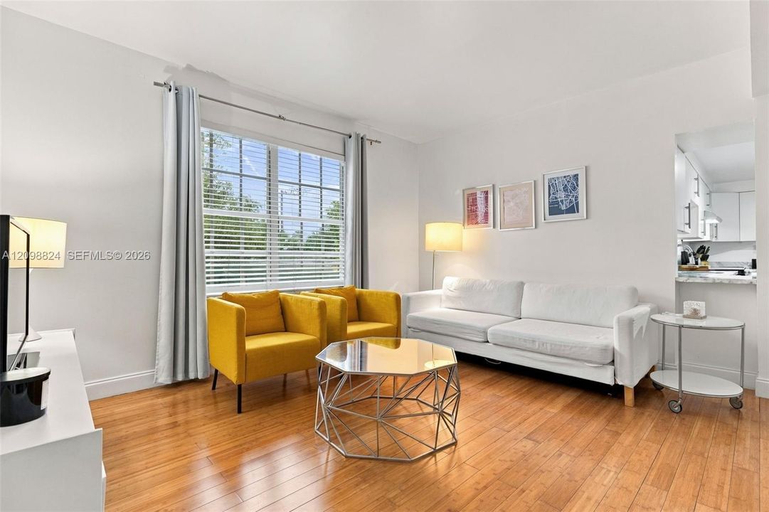 For Rent: $2,300 (1 beds, 1 baths, 540 Square Feet)