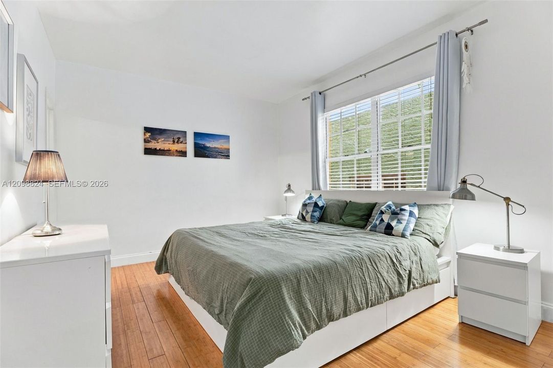For Rent: $2,300 (1 beds, 1 baths, 540 Square Feet)