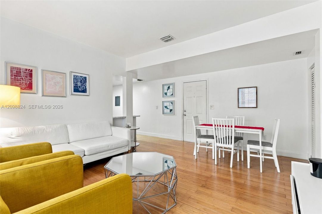 For Rent: $2,300 (1 beds, 1 baths, 540 Square Feet)