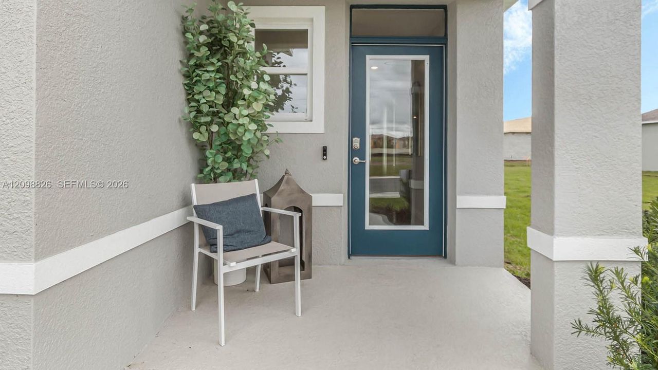 For Sale: $360,000 (4 beds, 2 baths, 1597 Square Feet)