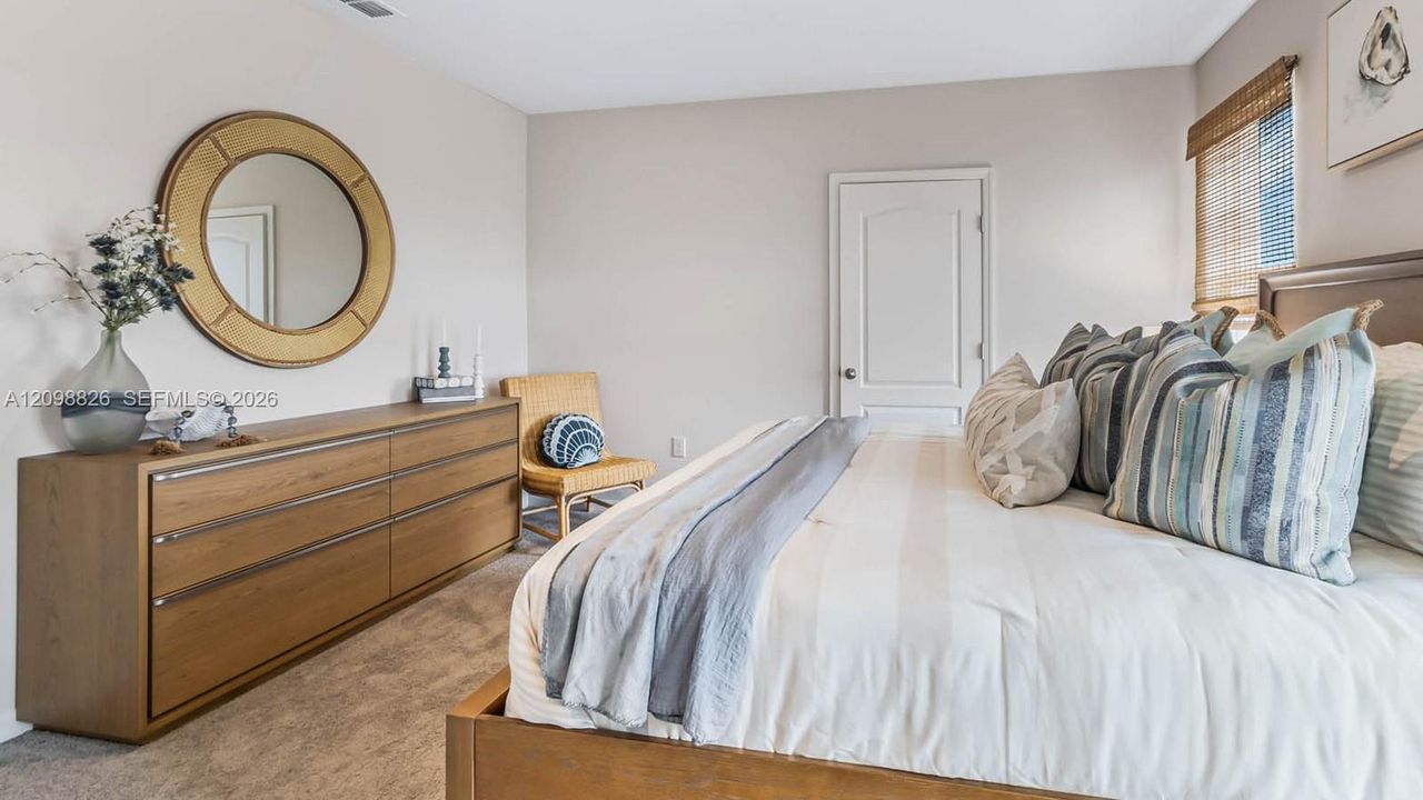 For Sale: $360,000 (4 beds, 2 baths, 1597 Square Feet)