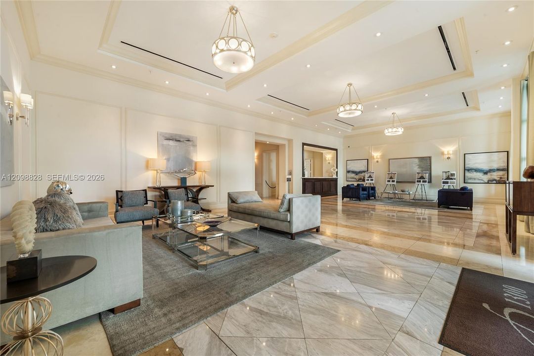 For Sale: $498,000 (1 beds, 1 baths, 780 Square Feet)
