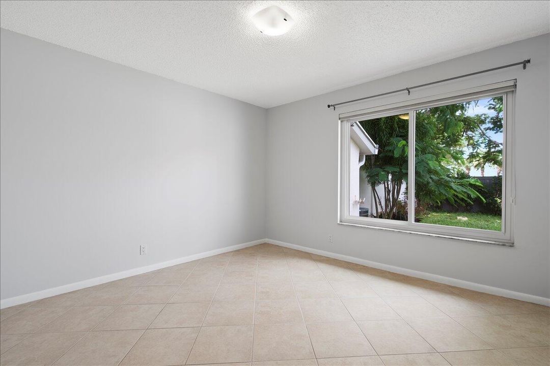 19-JLC_1258