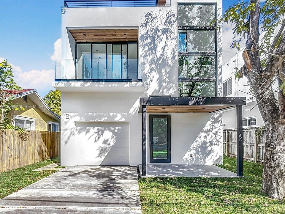 For Rent: $8,000 (3 beds, 2 baths, 2365 Square Feet)