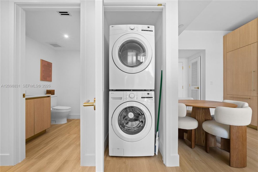 For Rent: $6,800 (2 beds, 2 baths, 0 Square Feet)