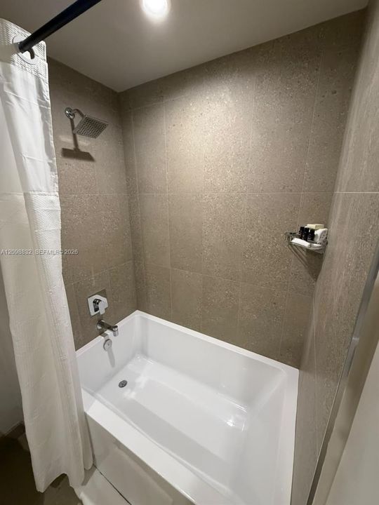 For Sale: $430,000 (0 beds, 1 baths, 321 Square Feet)