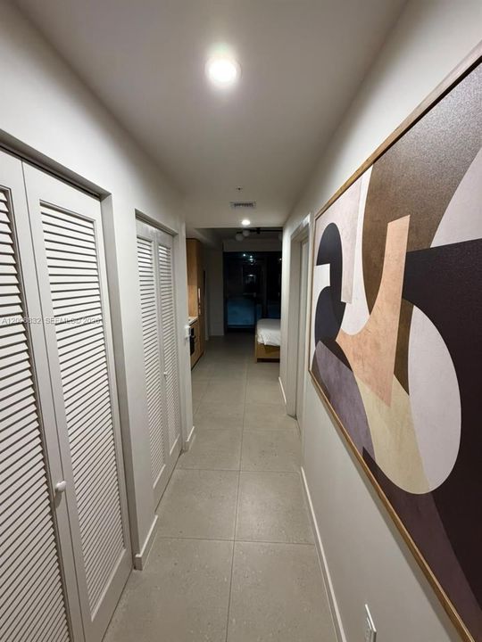 For Sale: $430,000 (0 beds, 1 baths, 321 Square Feet)