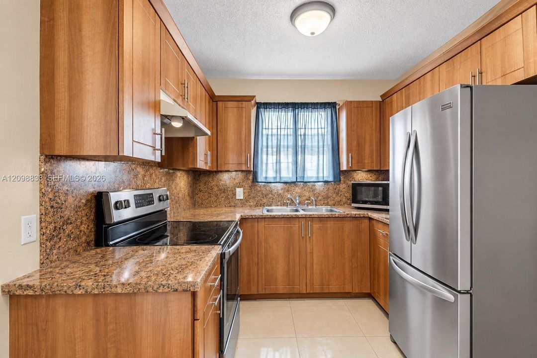 En Venta: $649,999 (0 camas, 0 baños, 1785 Pies cuadrados)