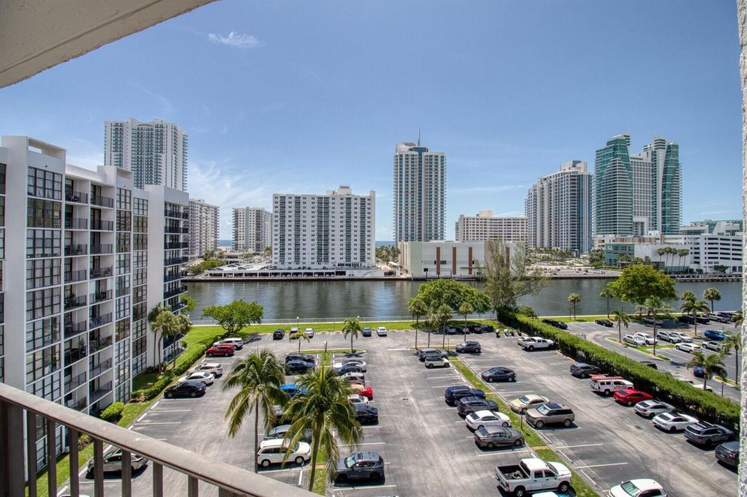 Balcony-View-1-hdr10-IMG_7762_hdr