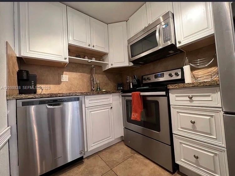 В аренду: $1,850 (1 спален, 1 ванн, 712 Квадратных фут)