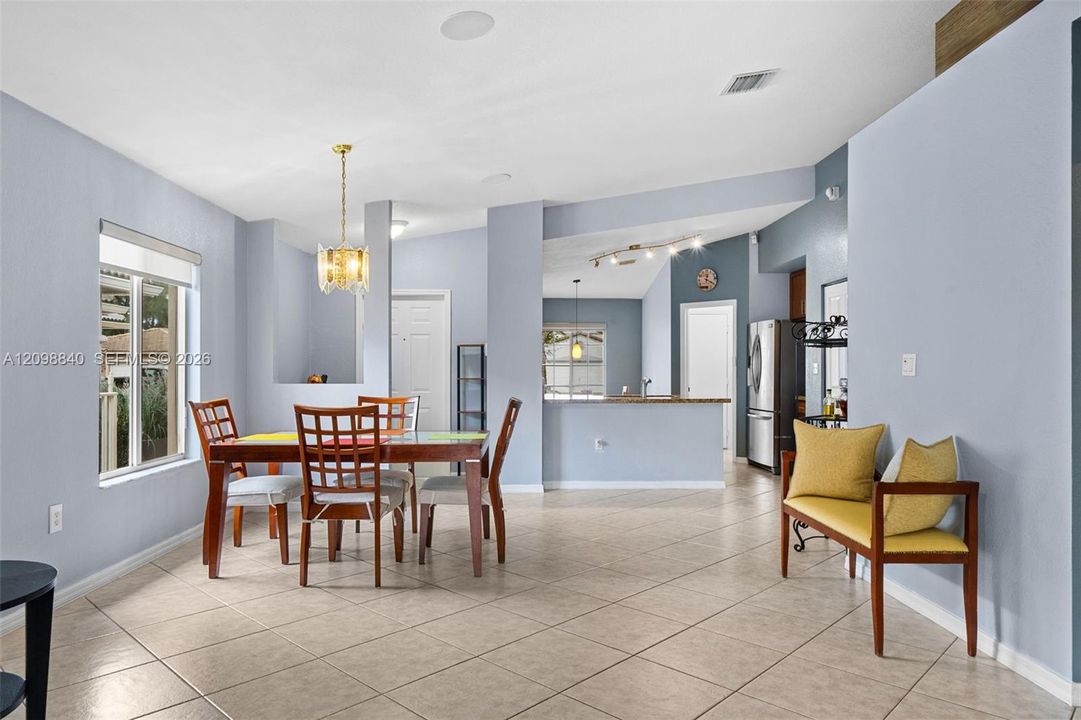 For Sale: $599,900 (3 beds, 2 baths, 1350 Square Feet)