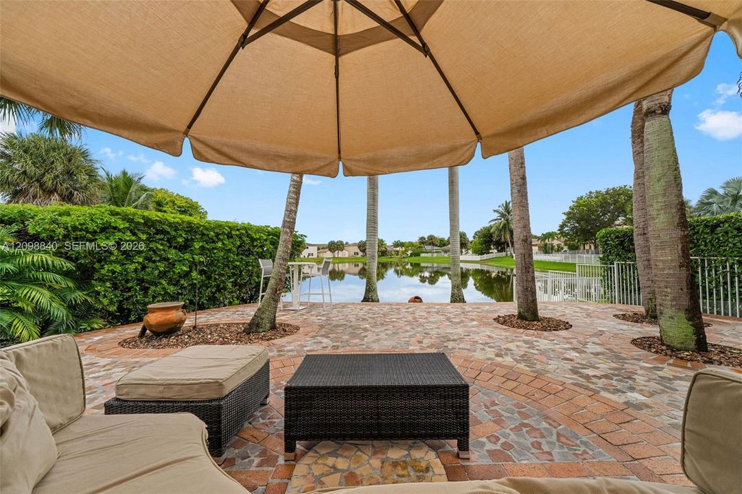 For Sale: $599,900 (3 beds, 2 baths, 1350 Square Feet)