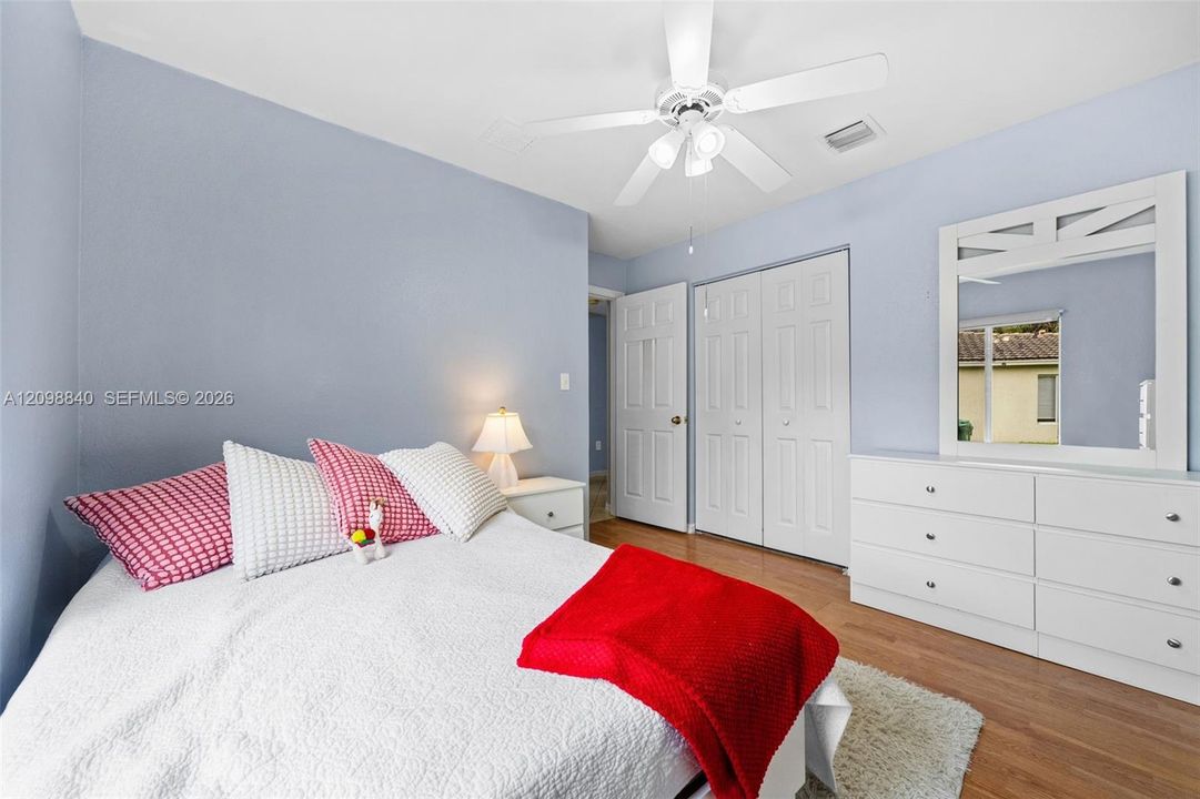 For Sale: $599,900 (3 beds, 2 baths, 1350 Square Feet)