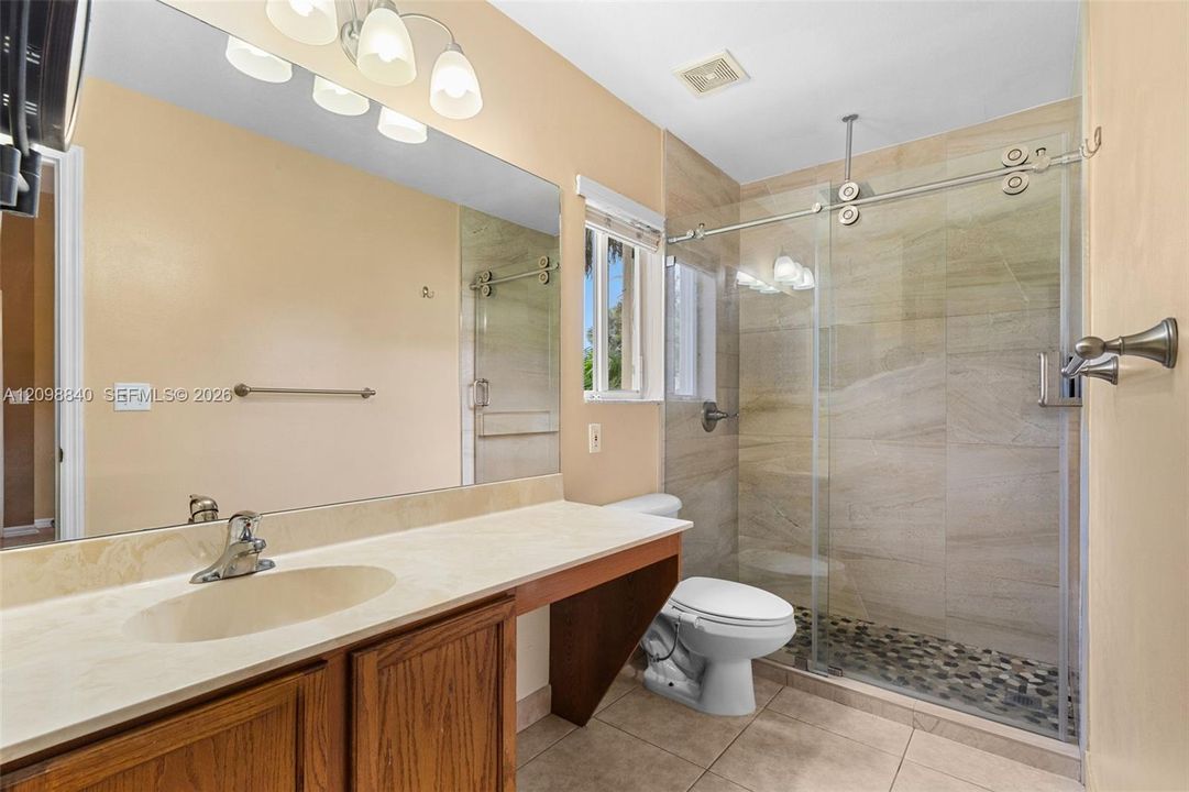 For Sale: $599,900 (3 beds, 2 baths, 1350 Square Feet)