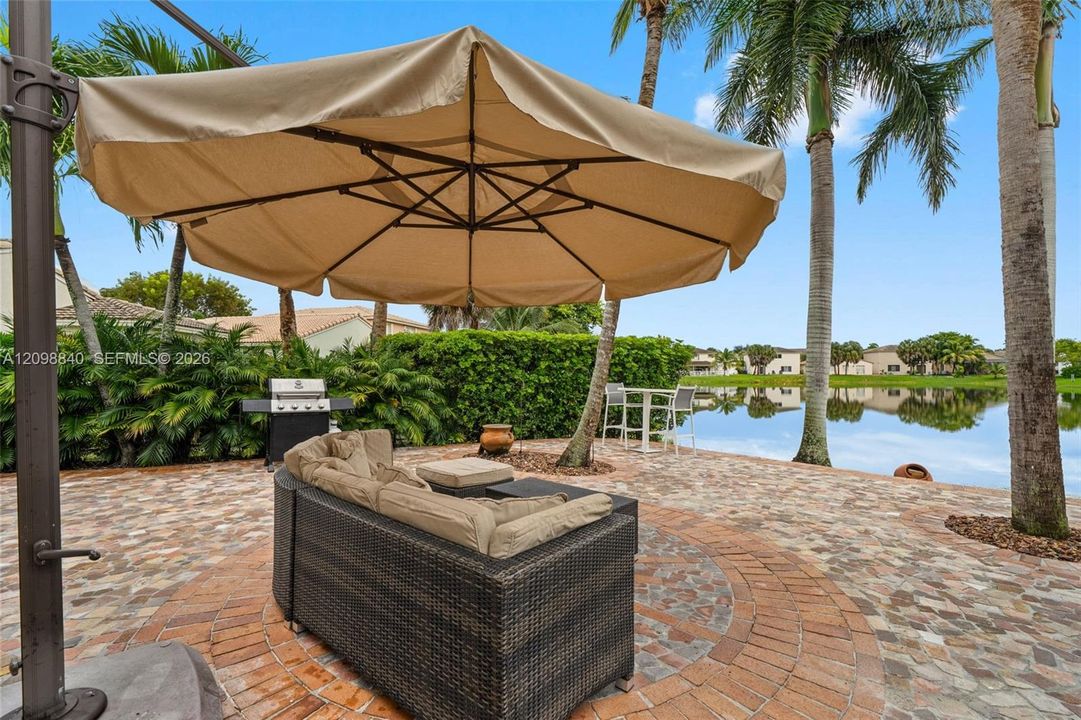 For Sale: $599,900 (3 beds, 2 baths, 1350 Square Feet)
