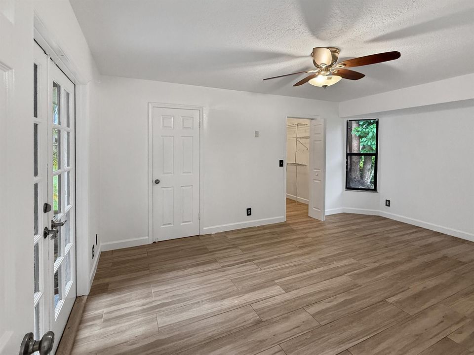 102 Valencia Street Primary Bedroom