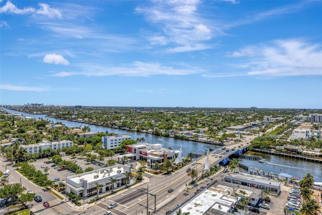 For Sale: $1,350,000 (2 beds, 2 baths, 1442 Square Feet)