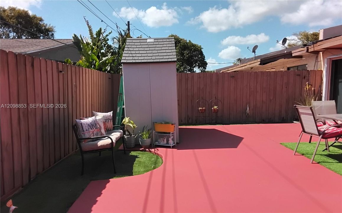 For Rent: $2,600 (3 beds, 2 baths, 1235 Square Feet)