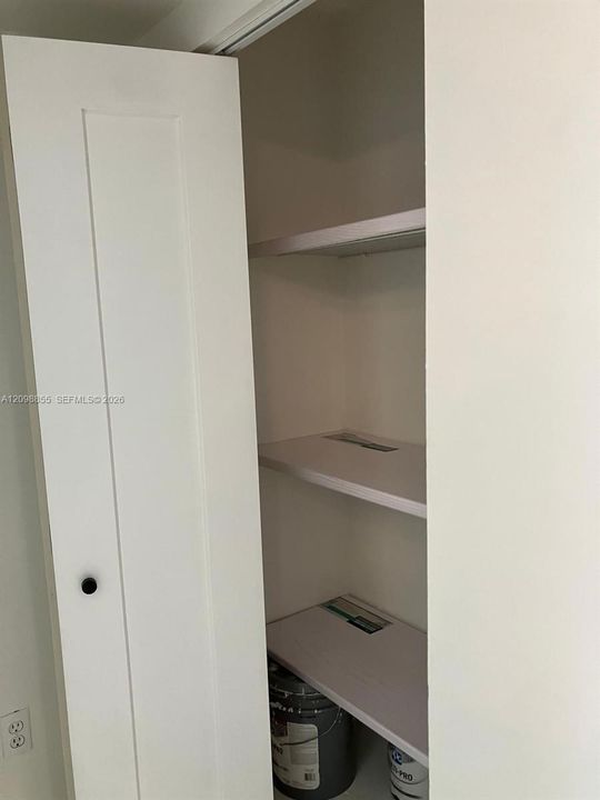 For Sale: $345,000 (0 beds, 0 baths, 762 Square Feet)
