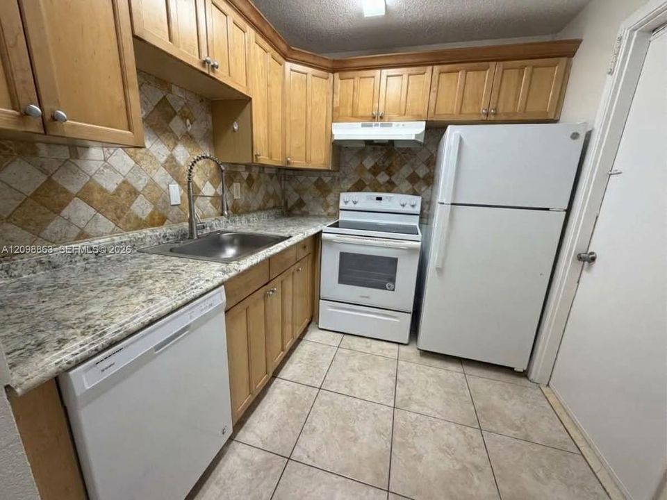En Renta: $1,675 (1 camas, 1 baños, 671 Pies cuadrados)