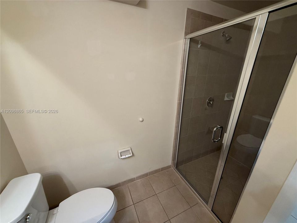 En Renta: $3,150 (5 camas, 4 baños, 2312 Pies cuadrados)