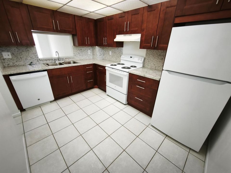 Kitchen 4