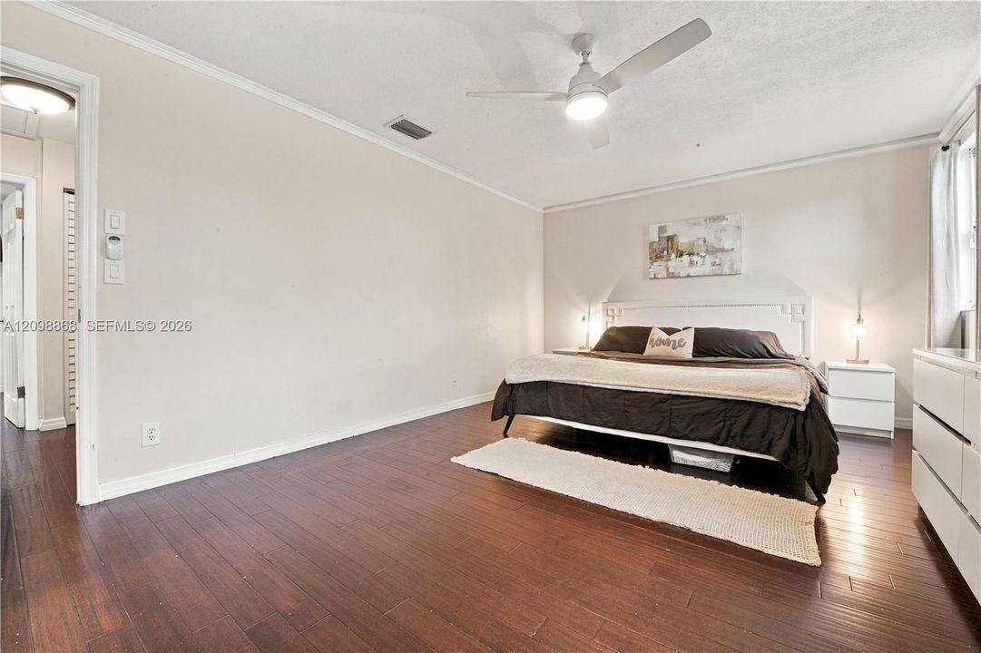 For Sale: $620,000 (3 beds, 2 baths, 1798 Square Feet)