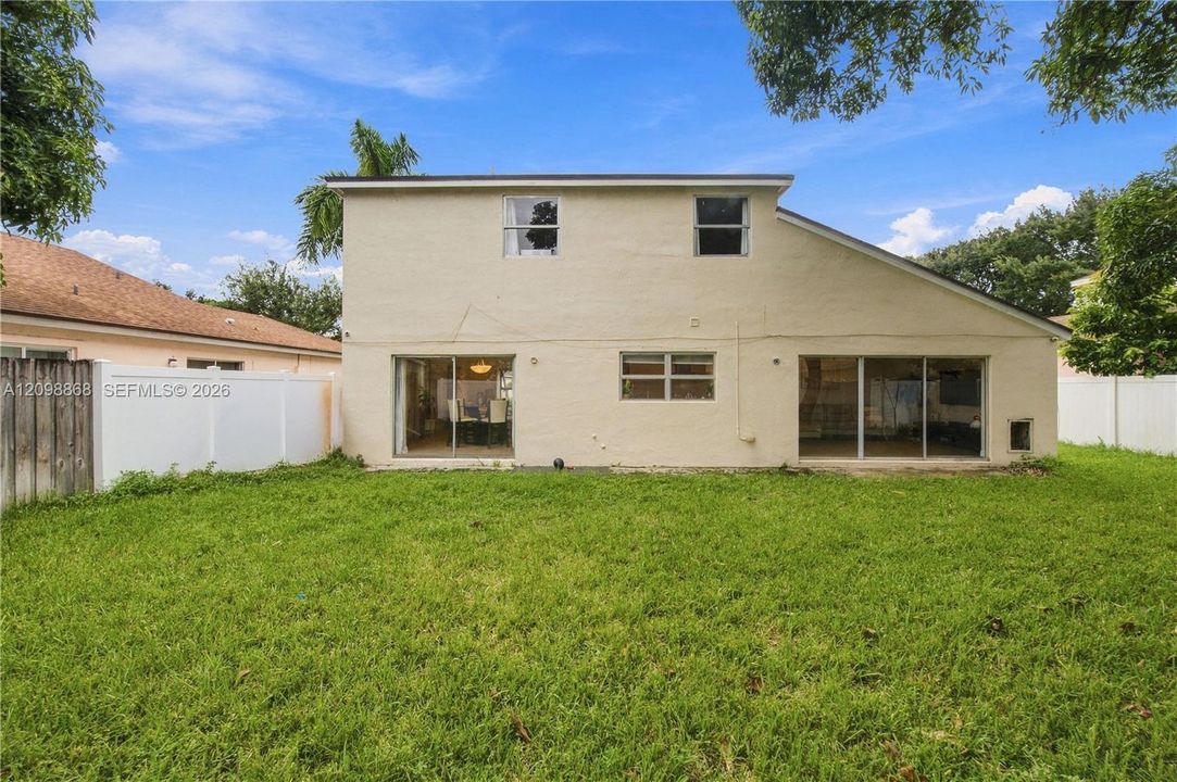 For Sale: $620,000 (3 beds, 2 baths, 1798 Square Feet)
