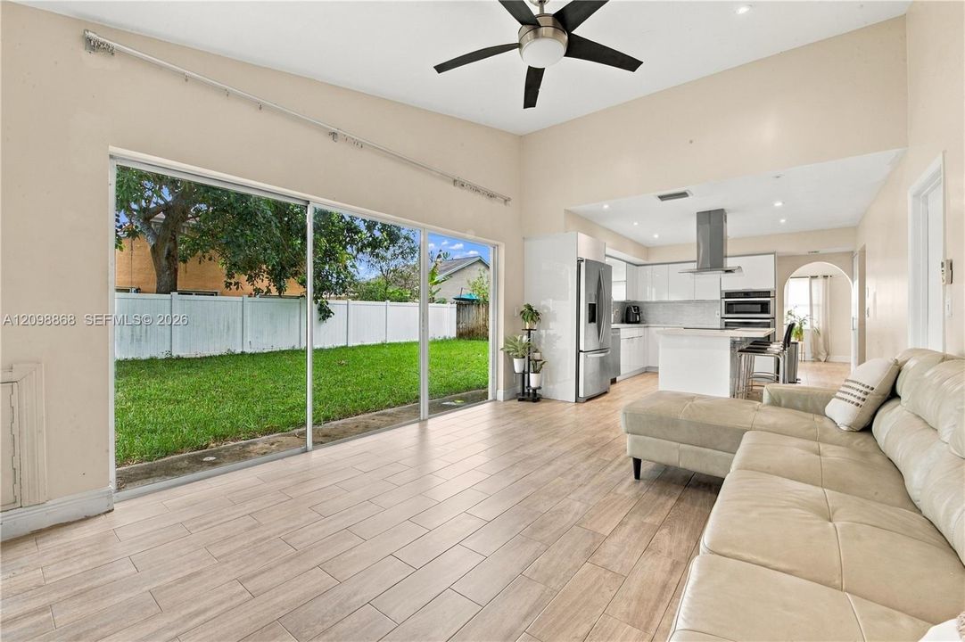 For Sale: $620,000 (3 beds, 2 baths, 1798 Square Feet)