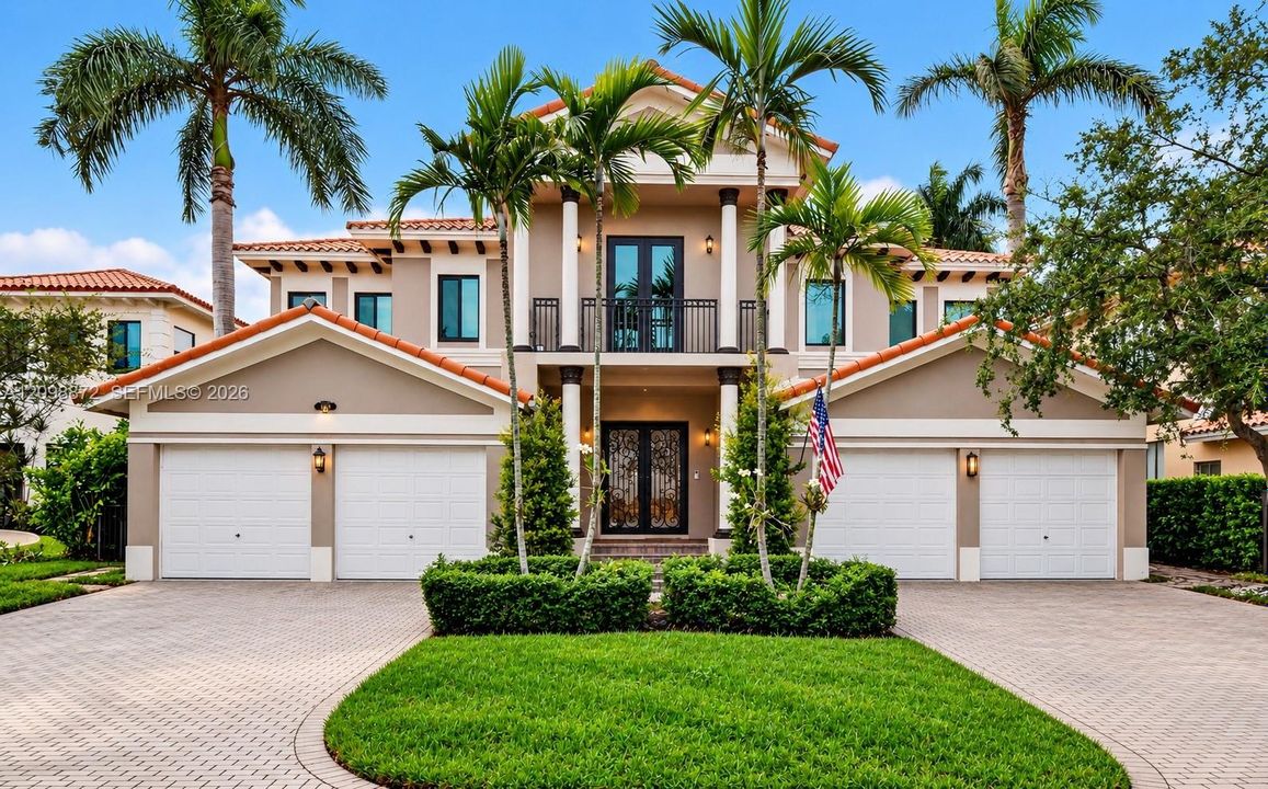For Sale: $1,289,000 (5 beds, 4 baths, 4717 Square Feet)