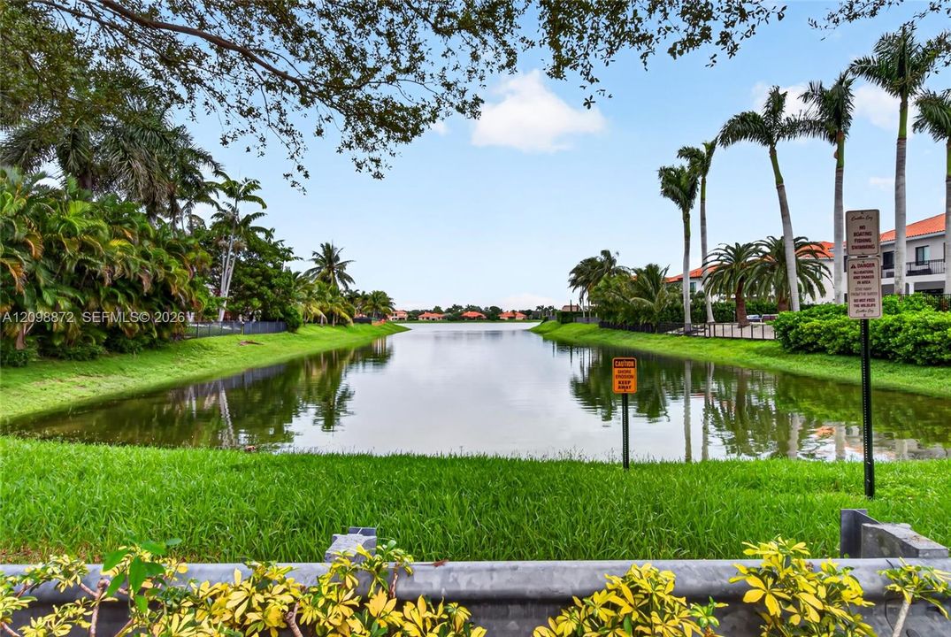 For Sale: $1,289,000 (5 beds, 4 baths, 4717 Square Feet)