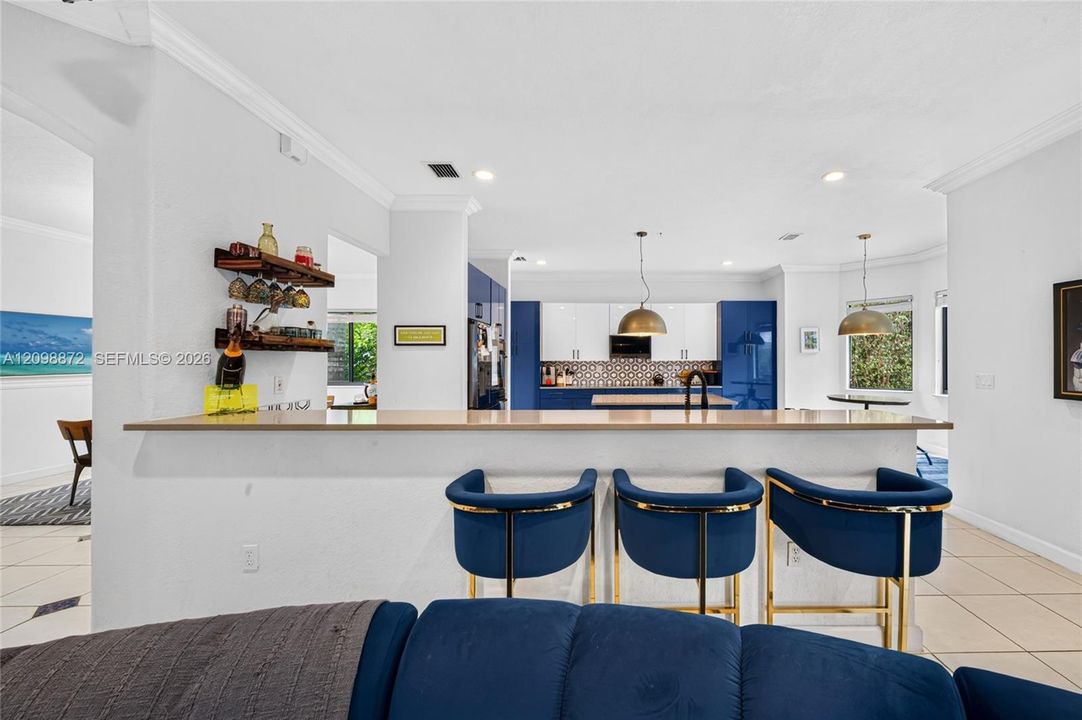 For Sale: $1,289,000 (5 beds, 4 baths, 4717 Square Feet)