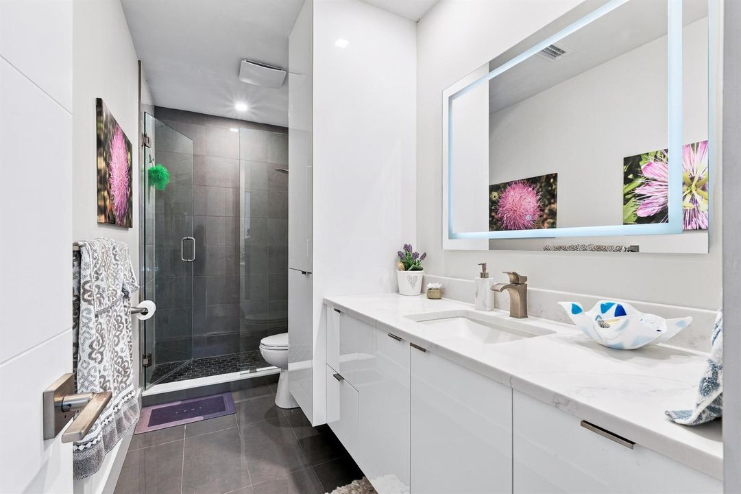 bt4