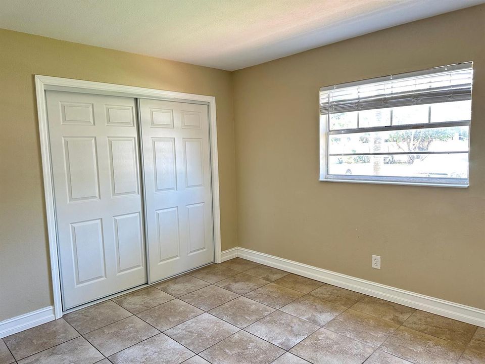 Master bedroom 4
