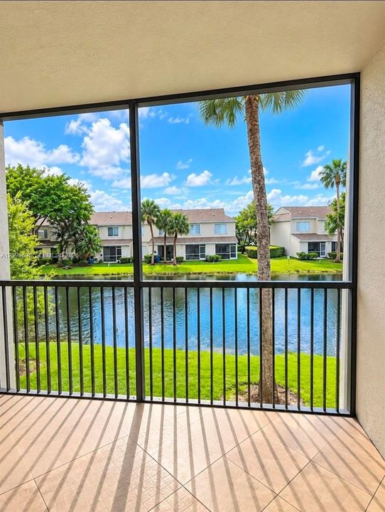 For Rent: $2,500 (2 beds, 2 baths, 1220 Square Feet)