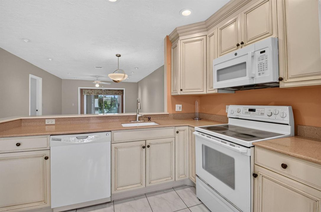 Open Kitchen