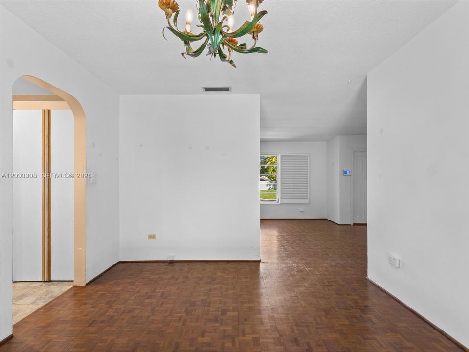 На продажу: $1,150,000 (4 спален, 2 ванн, 1880 Квадратных фут)