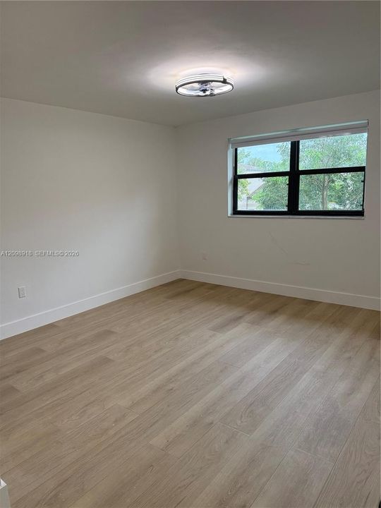 En Renta: $2,790 (3 camas, 2 baños, 1216 Pies cuadrados)