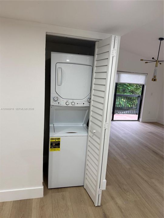En Renta: $2,790 (3 camas, 2 baños, 1216 Pies cuadrados)