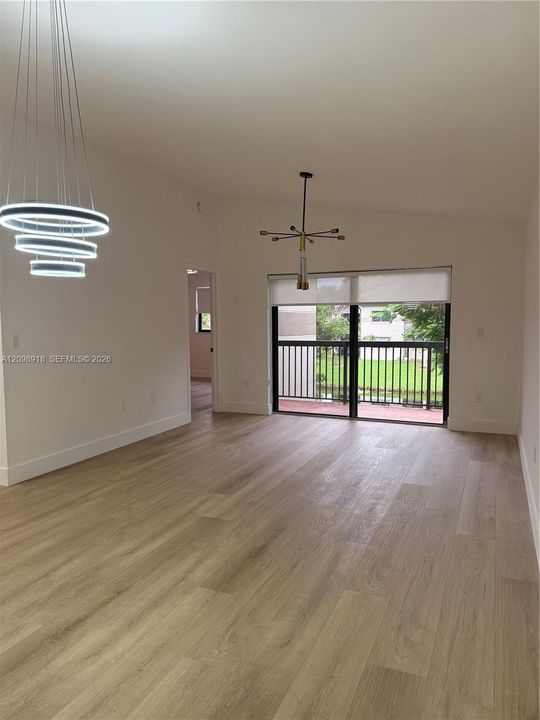 En Renta: $2,790 (3 camas, 2 baños, 1216 Pies cuadrados)
