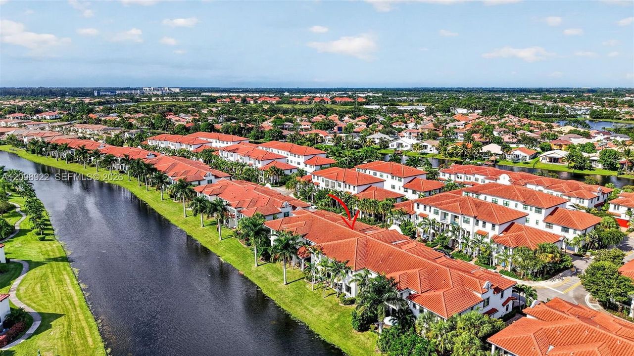 En Venta: $620,000 (3 camas, 2 baños, 2117 Pies cuadrados)