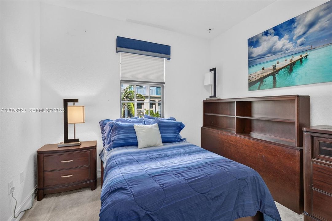 En Venta: $620,000 (3 camas, 2 baños, 2117 Pies cuadrados)
