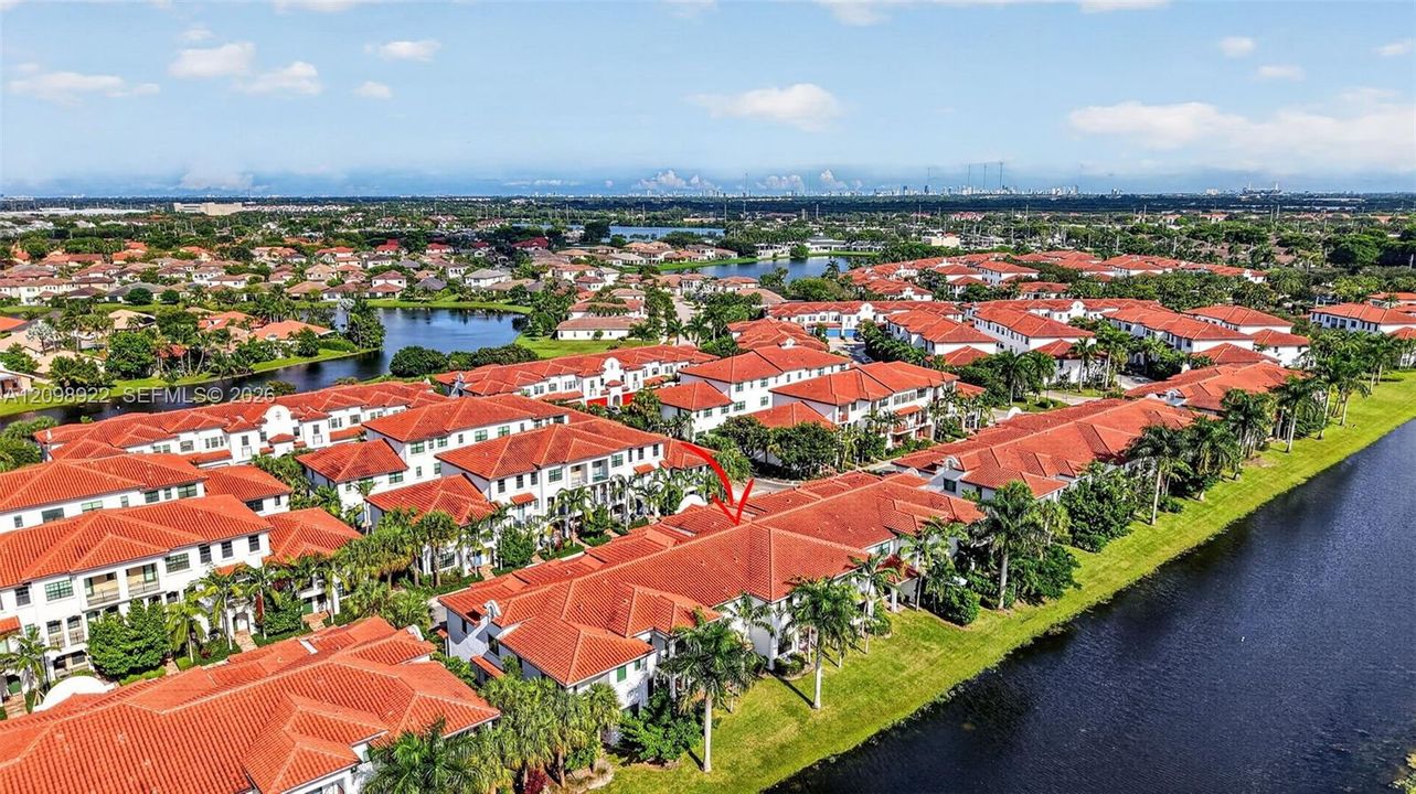 En Venta: $620,000 (3 camas, 2 baños, 2117 Pies cuadrados)