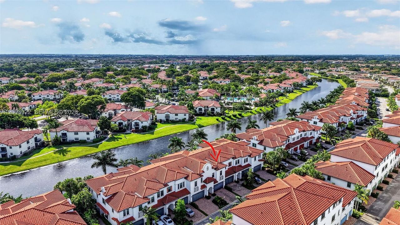 En Venta: $620,000 (3 camas, 2 baños, 2117 Pies cuadrados)