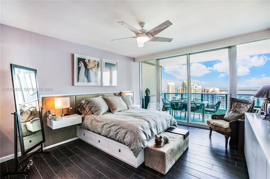 For Rent: $11,000 (2 beds, 2 baths, 1500 Square Feet)