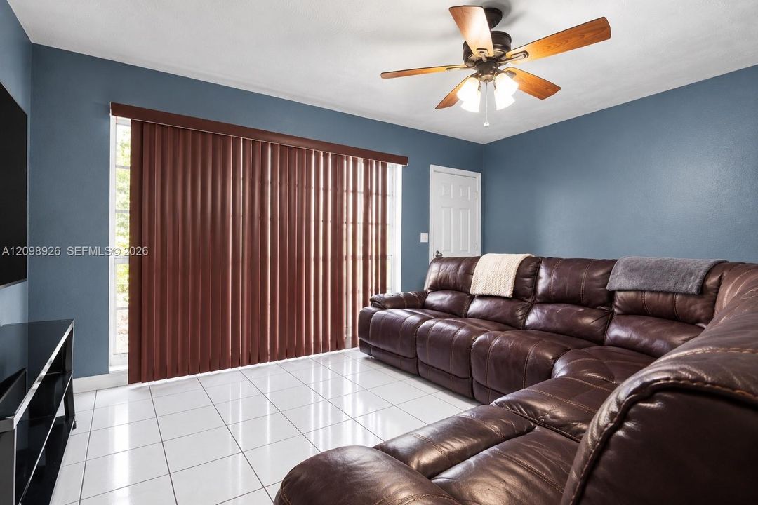 Active With Contract: $529,000 (0 beds, 0 baths, 1566 Square Feet)