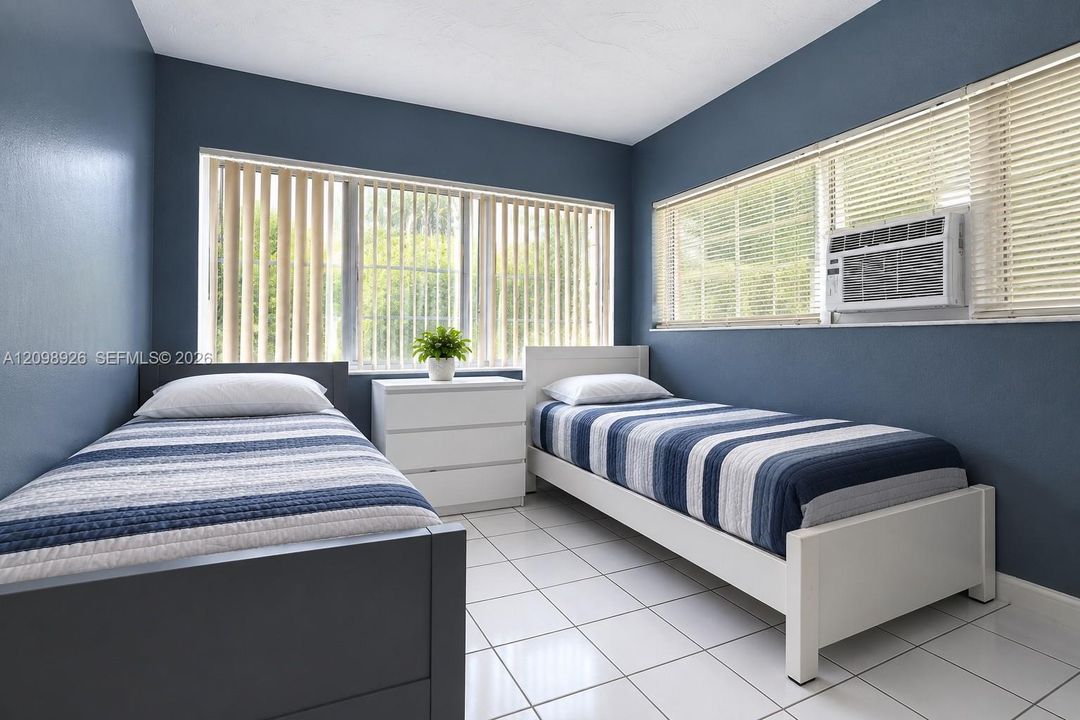 Active With Contract: $529,000 (0 beds, 0 baths, 1566 Square Feet)