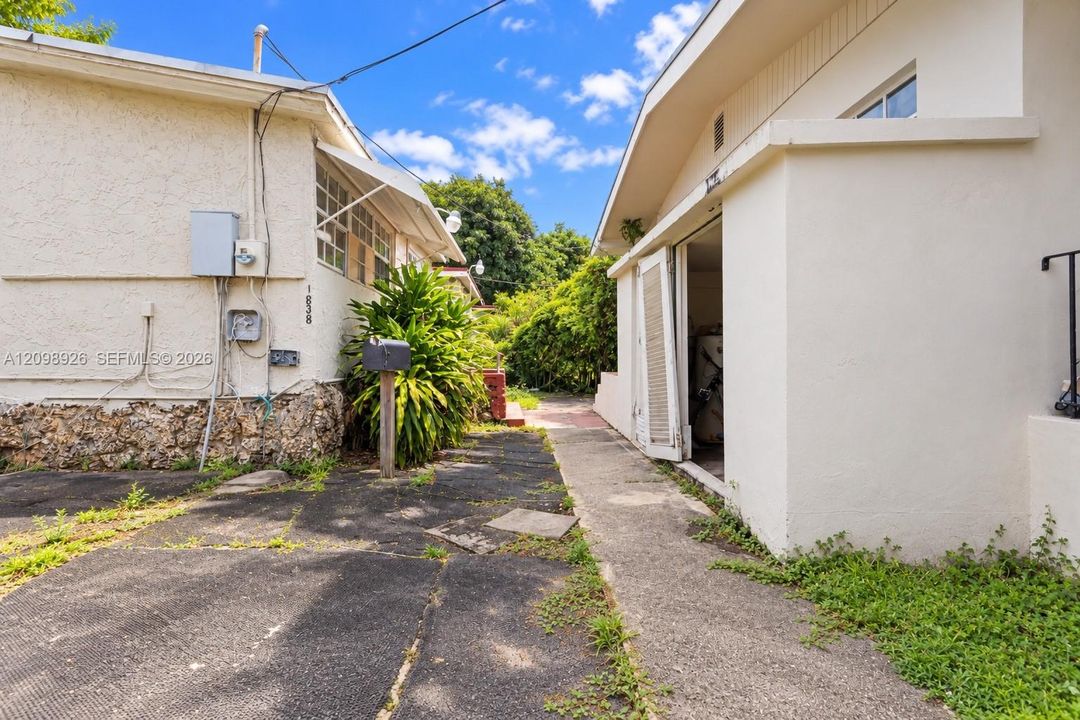 Active With Contract: $529,000 (0 beds, 0 baths, 1566 Square Feet)